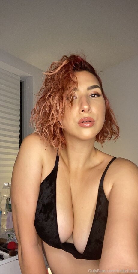 U24775070 onlyfans model images