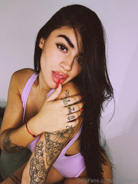 Smallapril onlyfans sextape leak