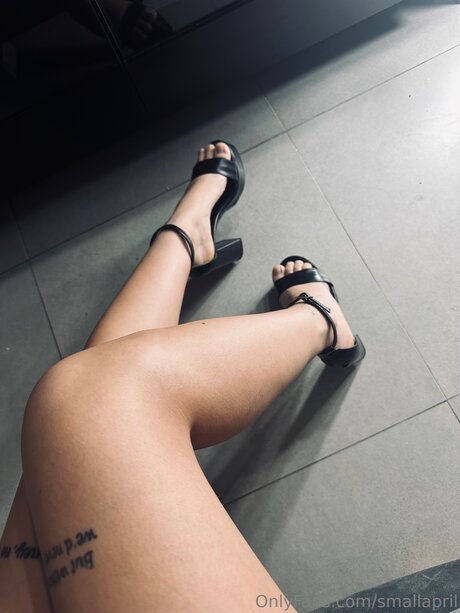 Smallapril boobs onlyfans