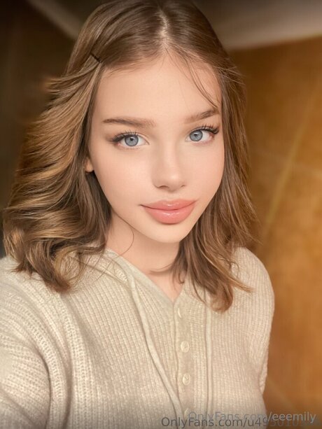 Eeemily leaked onlyfans nudes