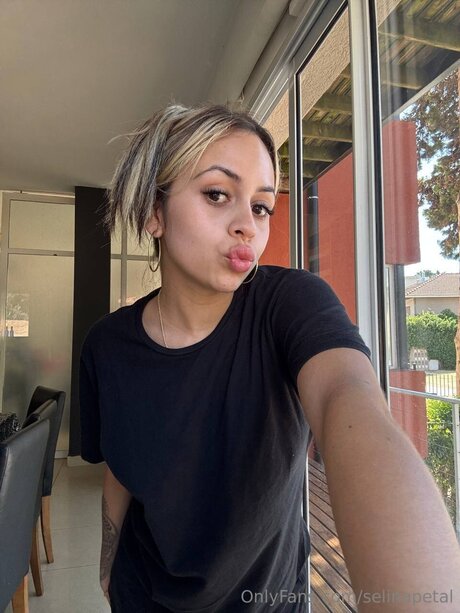 Selinapetal only fans nude leaks