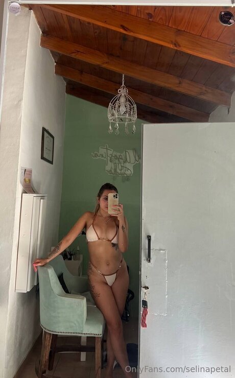 Selinapetal only fans pictures