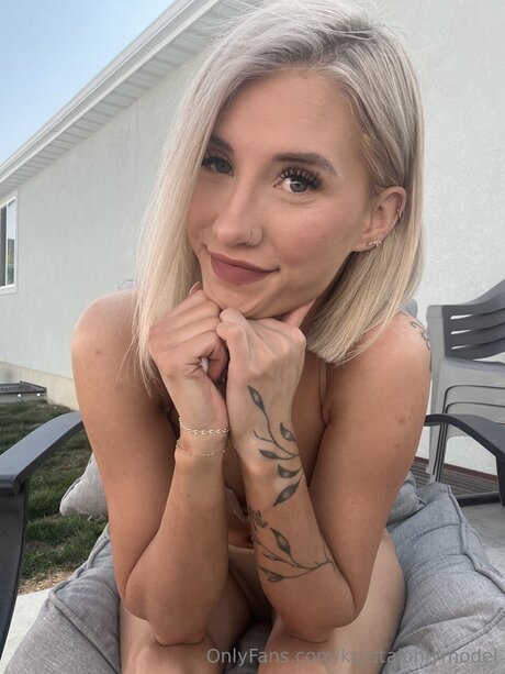 Krystalonlymodel new onlyfans leaks