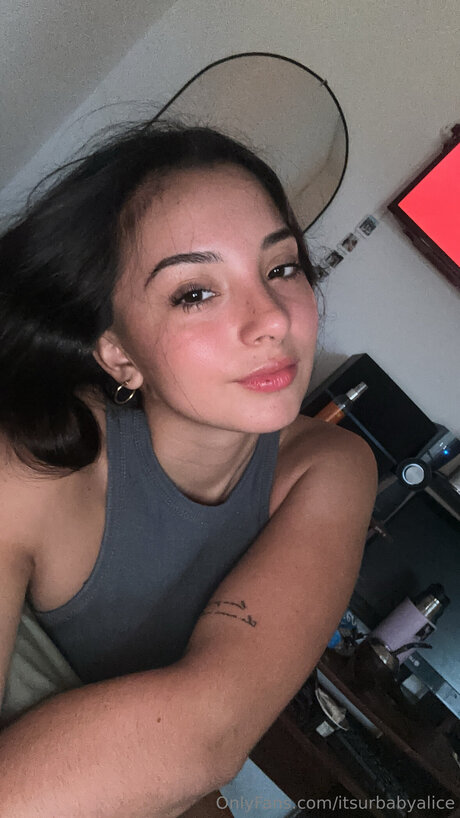 Itsurbabyalice Profile pic