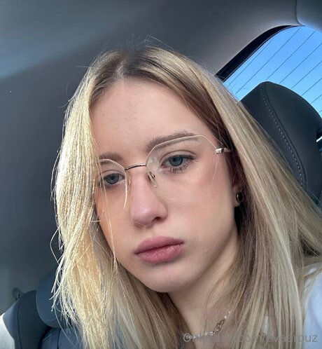 Evaarouz naked onlyfans leak