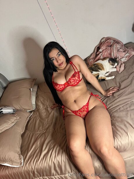 Lalatinapaola leaked only fans porn