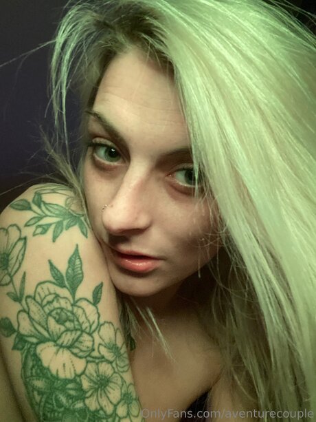 Aventurecouple nude only fans leaks