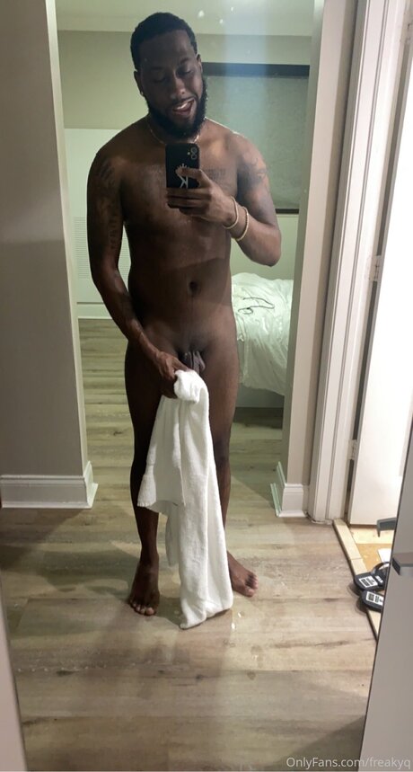 Freakyq nude onlyfans pics