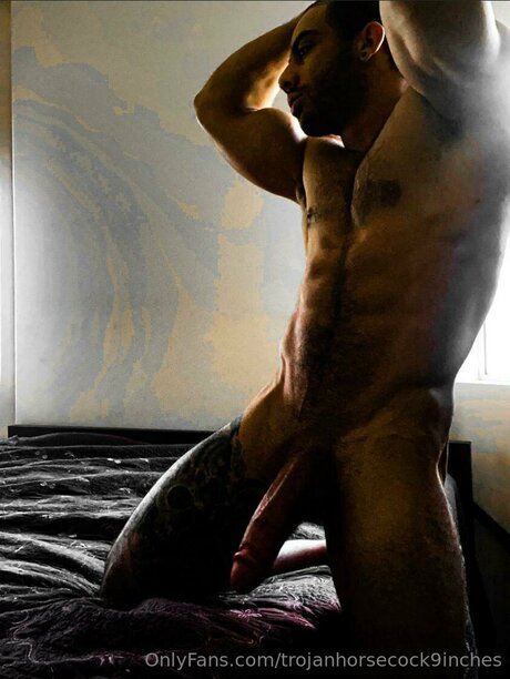 Trojanhorsecock9inches nude onlyfans