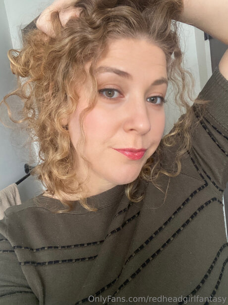 Redheadgirlfantasy onlyfans model images