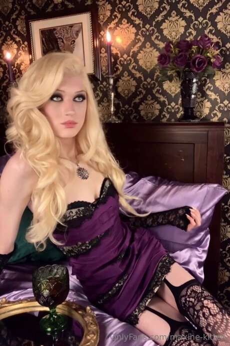 Maxinekitten nudes onlyfans