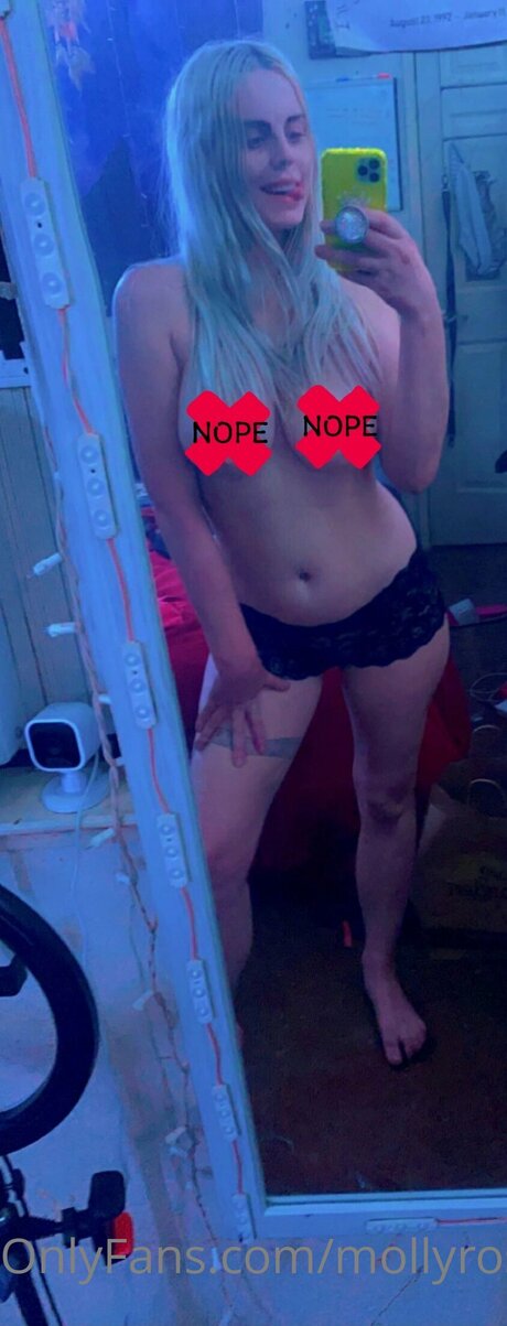 Mollyrosemoon onlyfans nude leaked