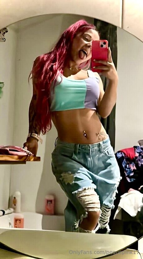 Pequepink17 onlyfans de