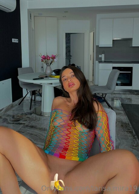 Larisa Mira19 onlyfans leaked dirtyship