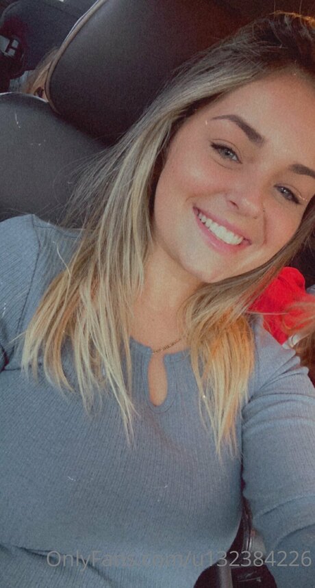 U132384226 only fans pic