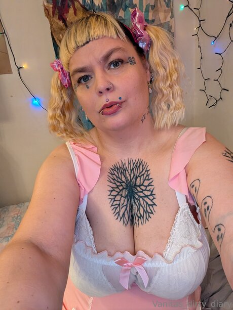 Vanitas Dirty Diary onlyfans