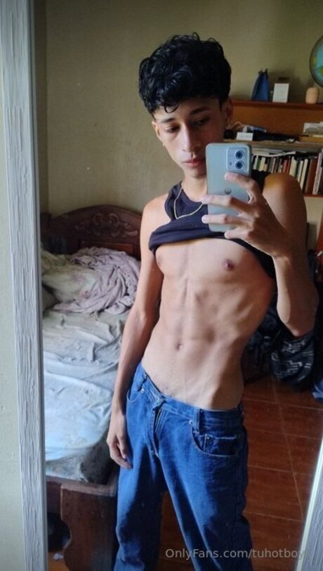 Tuhotboy1 onlyfans striptease