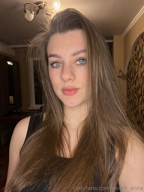 Peach Arina onlyfans naked pics