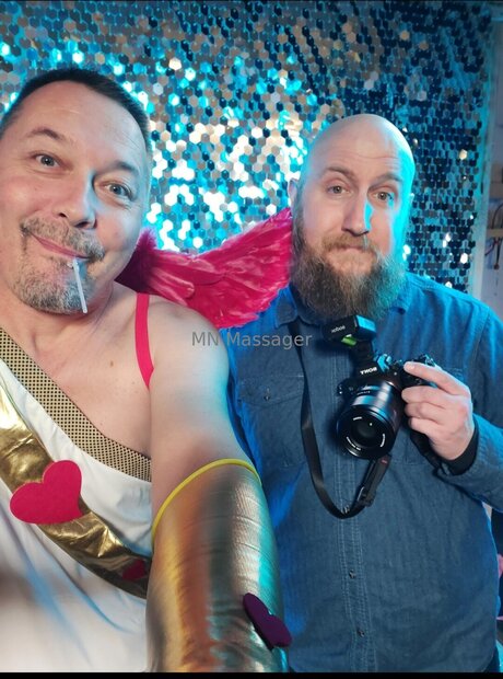 Mnmassager onlyfans model photo