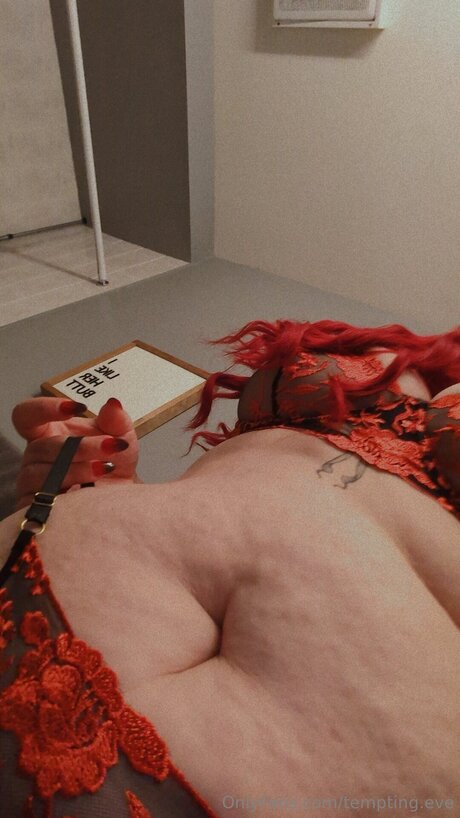 Tempting Eve onlyfans photos