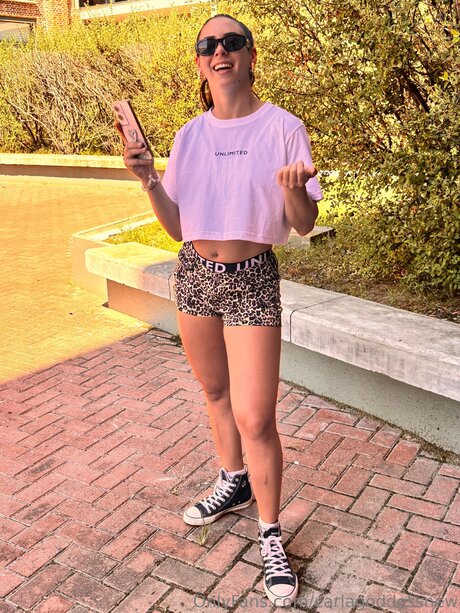 Carlagoddessnew strip onlyfans