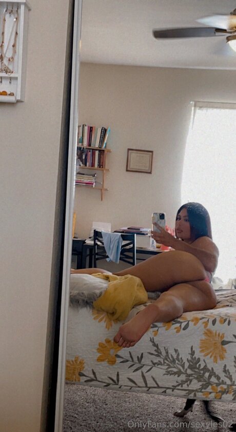 Queenles0 onlyfans for free