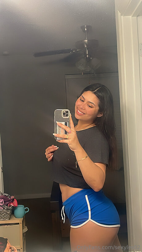 Queenles0 onlyfans leak nude