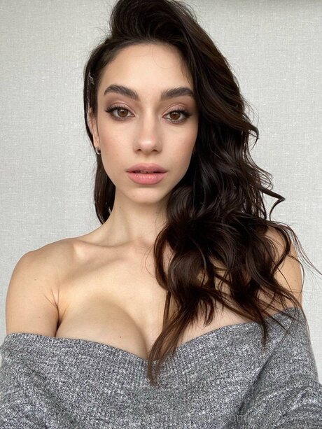 Angel Linaa Profile pic