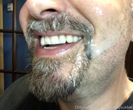 Legendarysukker naked on onlyfans