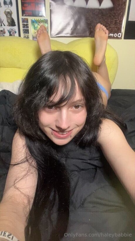 Haleyholes onlyfans picture