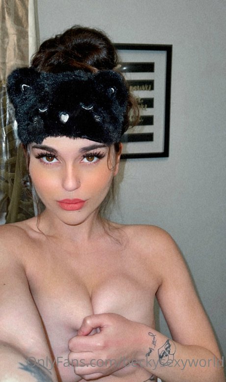 Rebecca St Pierre onlyfans picture