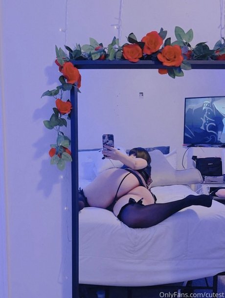 Cutest onlyfans topless