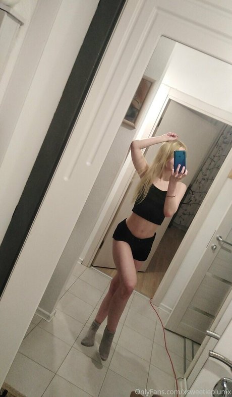 X Sweetie Plum X nudes onlyfans leaked