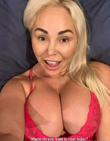 Mary Carey onlyfans leak