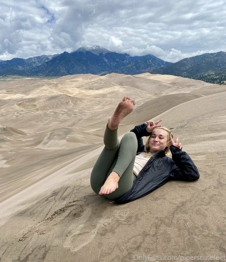 Piperscutefeet Profile pic