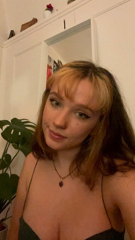 oatmilk6374 onlyfans leaked nudes