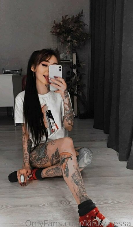 Kinky Nessa onlyfans nude pics