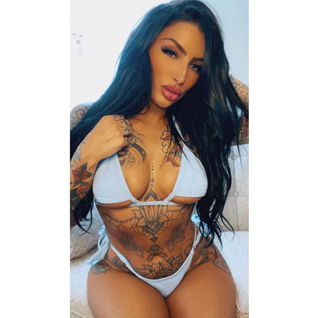 Liz Struchen onlyfans leajs