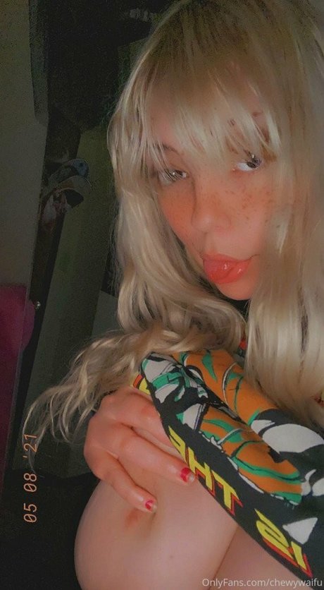 Chewywaifu nude leaks onlyfans