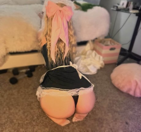 Chewywaifu only fans nude