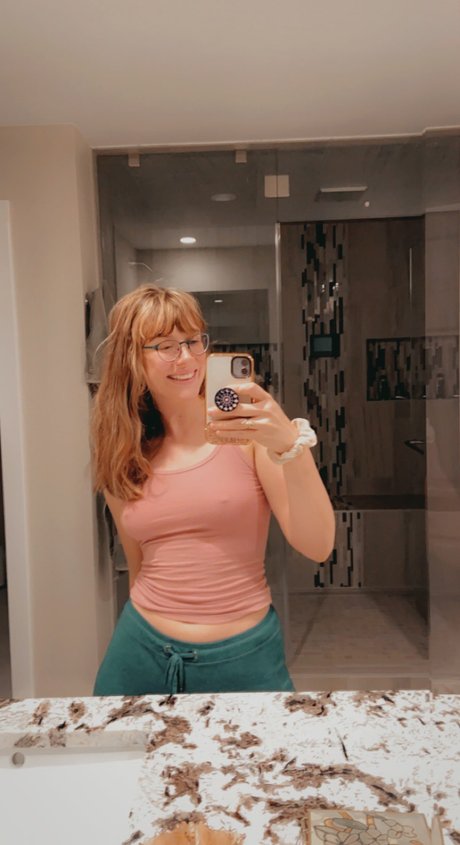 irisbabe719_ naked onlyfans