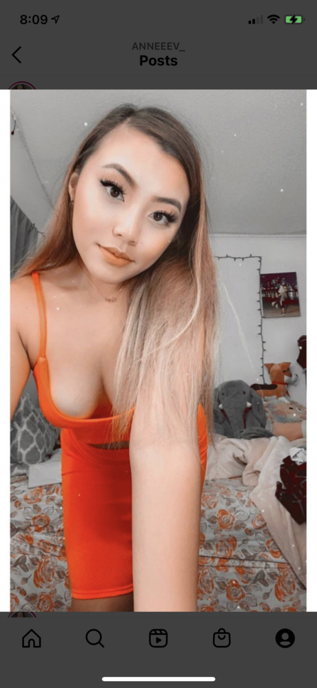 AnneV onlyfans leaked pics