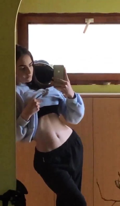 Lucie Brousilova onlyfans leak sex