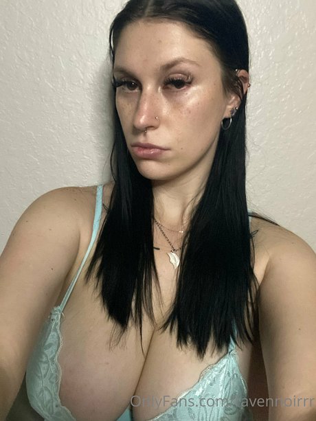 Ravennoirrr onlyfans leak