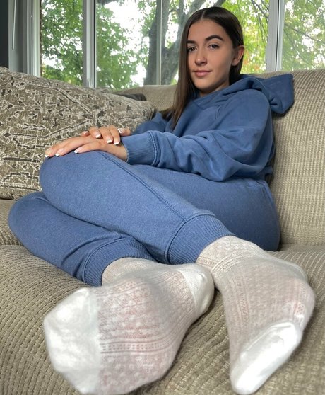 Daphsilksoles onlyfans nudes