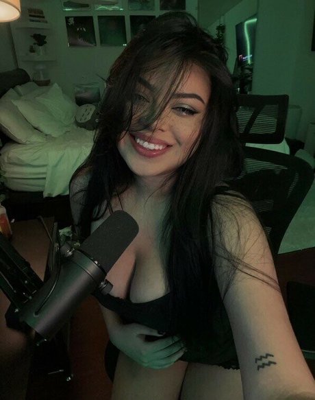 GMayaOF onlyfans leaked xxx