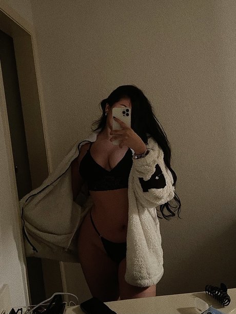 GMayaOF onlyfans xxx