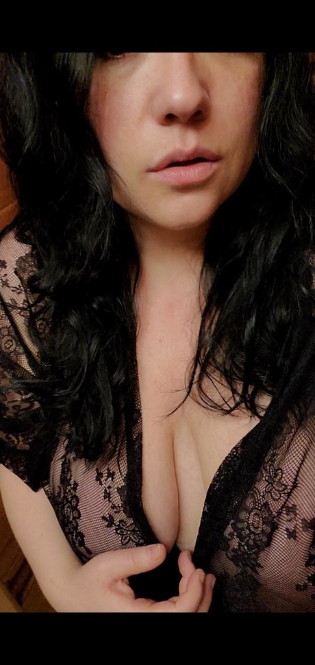 Jade With The Boobs onlyfans naked pics