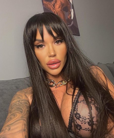 Deesha onlyfans striptease