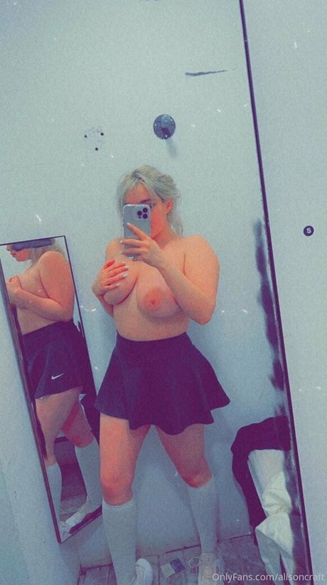 Alisoncraft nude onlyfans leak